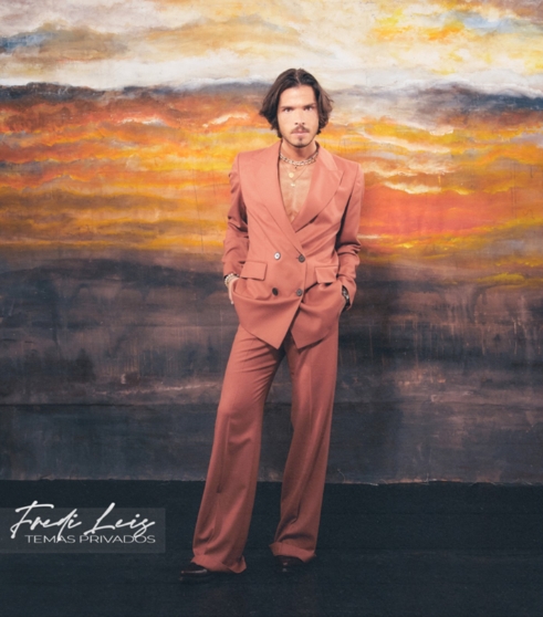 Fredi Leis «Temas privados»