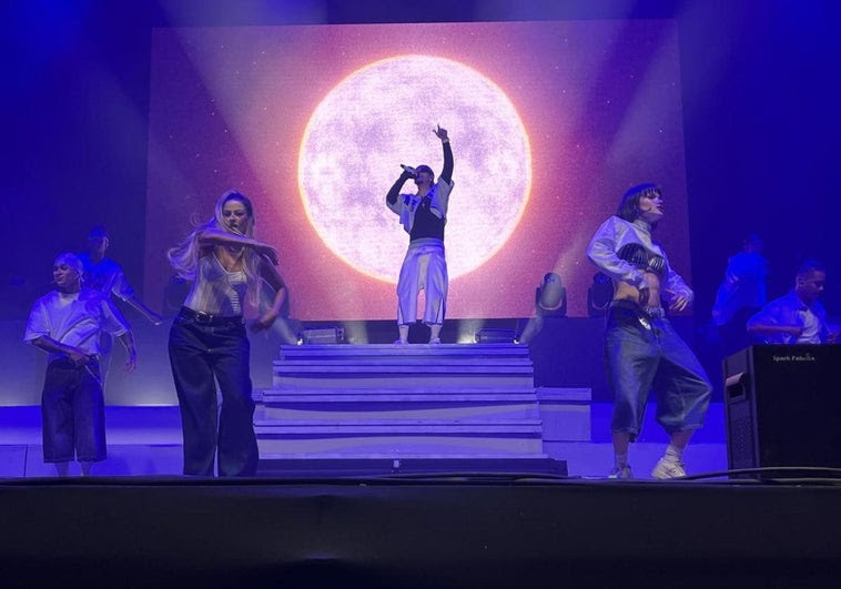 Concierto de Abraham Mateo transforma Poniente (Gijón) en una pista de baile