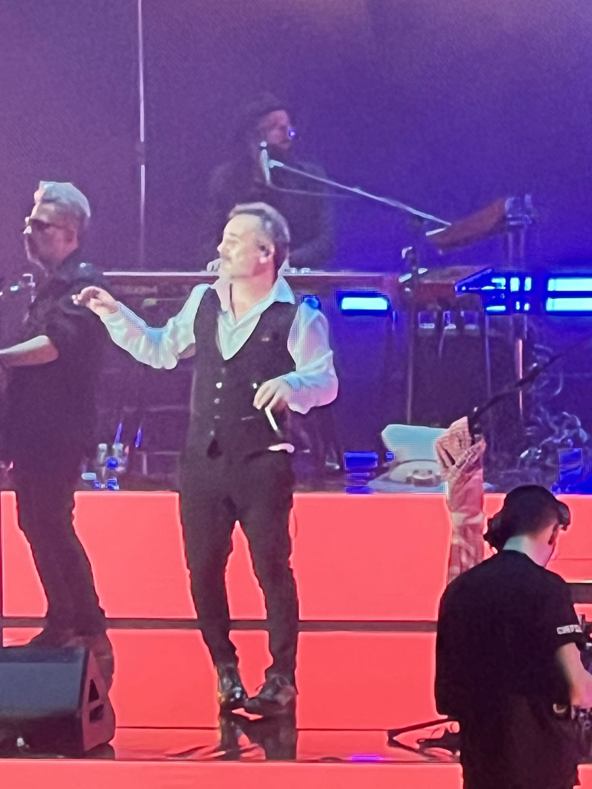Love Of Lesbian Movistar Arena 2025
